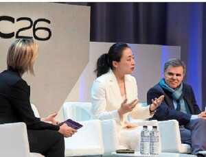 HONOR, MWC 2026 sahnesinde yapay zeka kapısını herkese açtı