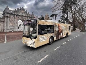 İlber Ortaylı İçin İETT’den Özel Hürmet Otobüsü