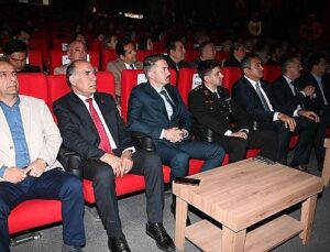 İstiklal Marşı’nın kabulü merasimle kutlandı