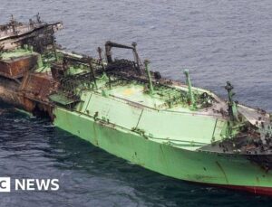 Italy warns stricken Russian tanker could explode in Med at any time