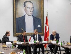 İzmir’de geri dönüşüm atağı meskenlerden endüstriye yayılıyor