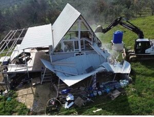 İznik Belediyesi Tarım Topraklarındaki Kaçak Yapılara Karşı Harekete Geçti