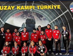 KKTC’li İzciler Bu Defa Uzay Atmosferinde Kamp Kurdu