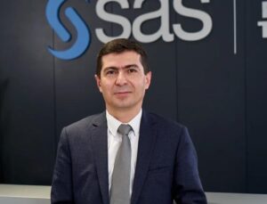 Küresel Yapay Zeka Deneyimi Yerel Dönüşümü Hızlandırabilir mi?