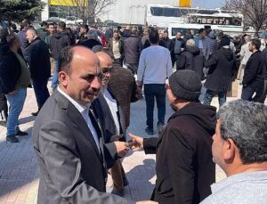 Lider Altay 3. Organize Sanayi Camii’nde Vatandaşlarla Bir Ortaya Geldi