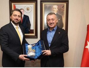 Lider Büyükakın’dan, Halep’te ağır ziyaret trafiği