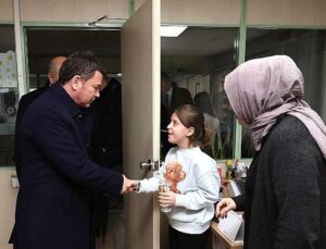 Lider Erkan Aydın İşçisiyle Tek Tek Bayramlaştı