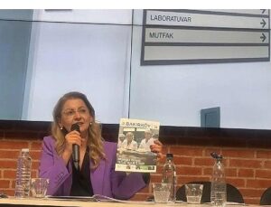 Lider Ovalıoğlu’ndan Danimarka’ya 8 Mart çıkarması