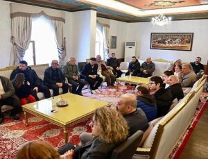 Liderimiz Rasim Arı, Vatandaşlarla ve İşçiyle Bayramlaştı