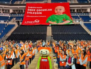 LÖSEV’den İstanbul’da Koli Koli Mutluluk