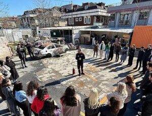 Maltepe Belediyesi’nin öğretmenlerine “yangın müdahale eğitimi”