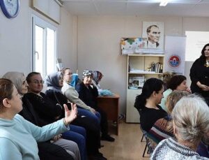 Maltepeli bayanlara dijital riskler ve korunma yolları anlatıldı