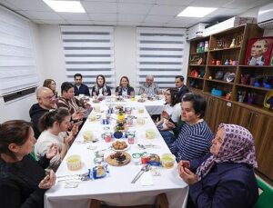 Manisiz Yaşamevi’nde İftar Buluşması