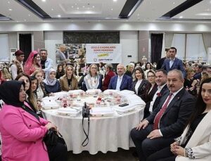 Menemen’de 8 Mart coşkusu yaşandı