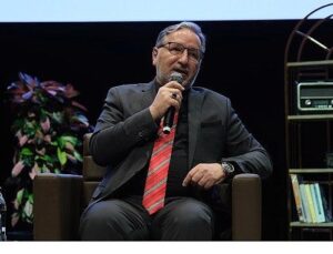 Mustafa Karataş Söyleşisi, Zeytinburnu Kültür Sanat’ta Gerçekleşti