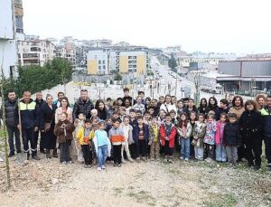 Nilüfer’de minikler tabiat için fidan dikti