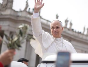 Palm Sunday, Pope Leo XIV: ‘God does not hear the prayers of those who wage war’