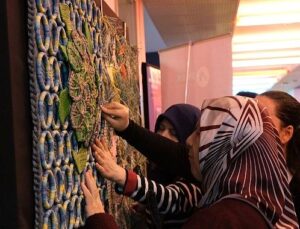 Parmaklarıyla beynin görme merkezini kullanmayı başardı…