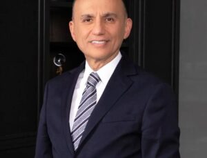 Pusula Holding Londra’da Banka Kuruyor