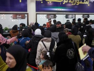 Reverse exodus: Syria opens crossings for return of thousands fleeing strikes on Lebanon