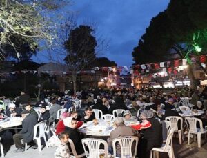 Seferihisar’ın kalbinde bin kişilik “İftar Sofrası” kuruldu