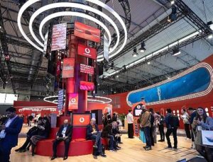 Taşınabilir Dünya Kongresi’nde Vodafone Standına Ağır İlgi