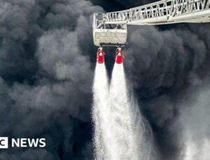 Ukraine-Hungary oil pipeline row threatens EU loan