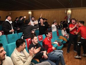 Ulusal Maç Heyecanı Osmangazi’de Dev Ekranda Yaşandı