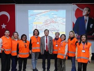 Zelzele Uzmanı Moriwaki Ayvalık’ta Uyardı: “Yapı ve Taban Güvenliği Hayat Kurtarır”