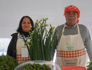 15. Milletlerarası Alaçatı Ot Şenliği’nde stantlar açıldı, yarışlar ve etkinlikler hafta sonu boyunca sürüyor