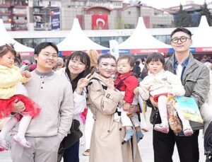 23 Nisan coşkusu sonları aştı