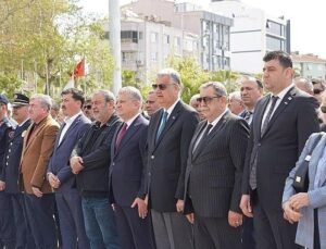 Atatürk’ün Edremit’e gelişinin 92. yılı merasimlerle kutlandı