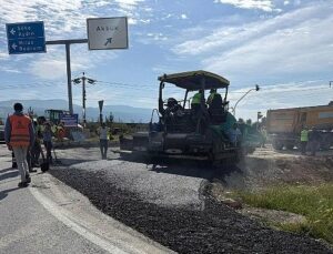Aydın Büyükşehir Belediyesi Yol Üretim ve Yenileme Çalışmalarına Devam Ediyor