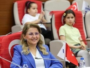 Bakırköy Belediyesi Çocuk Meclisi’nden 23 Nisan Özel Oturumu