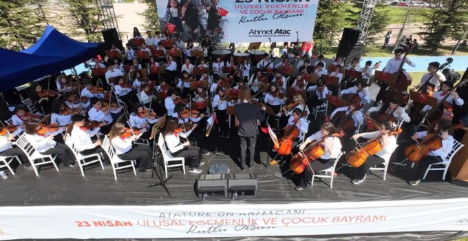 Başkan Ataç: “Türkiye’yi Mustafa Kemal Atatürk Yönetiyor”