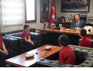 Başkanlık Koltuğuna Mehmet Buyruk Yiğit Oturdu