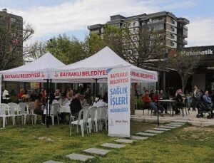 Bayraklı’da Sıhhat Haftası’nda Sıhhat Hizmeti Vatandaşla Buluştu