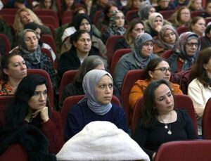 Bayraklı’da Unsur Bağımlılığına Karşı Annelerle Farkındalık Eğitimi