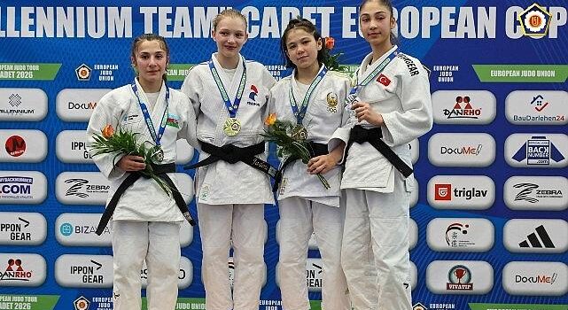 Büyükşehirli Havva Sena’dan Avrupa’da Bir Madalya Daha