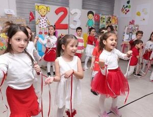 Çocuklar 23 Nisan’ı Osmangazi’de Coşkuyla Kutladı