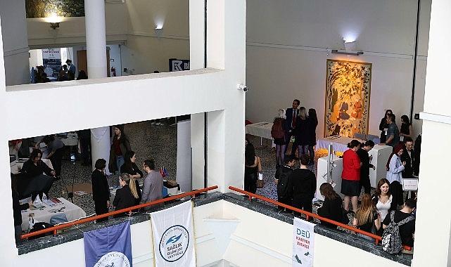 DEÜ Sağlık’26 Meslek Doruğu Başladı