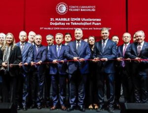 Doğal Taşın Kalbi İzmir’de Atıyor