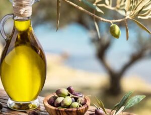 Ege İhracatçı Birlikleri Mart Ayında 1 Milyar 552 Milyon Dolarlık İhracata İmza Attı