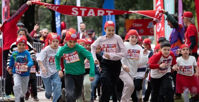 “Eker I Run 23 Nisan Çocuk Koşusu”, Bayram Sevincini Sporla Buluşturdu
