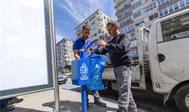 ESHOT’tan duraklarda paklık hareketi