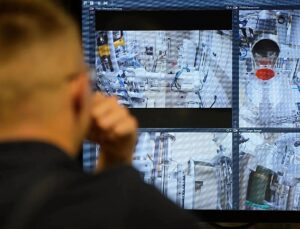 Espionage, sabotage, attacks: German intelligence agency sends warning to defence industry