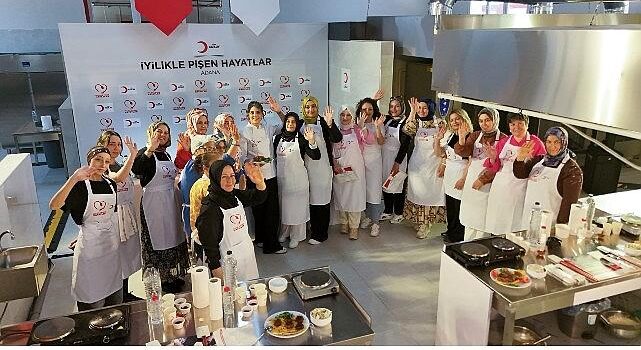 Gastronomi Eğitimi Alan da Mesleğini Arayan da Tıpkı Mutfakta