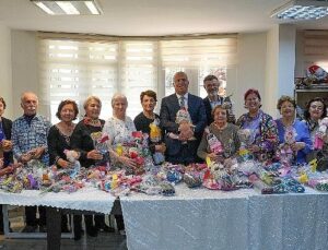Gaziemir’in çınarlarından fidanlara 23 Nisan armağanı