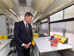 Gezici Bilim Otobüsü yola çıktı