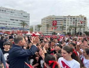 İzmir’de 23 Nisan coşkusu
